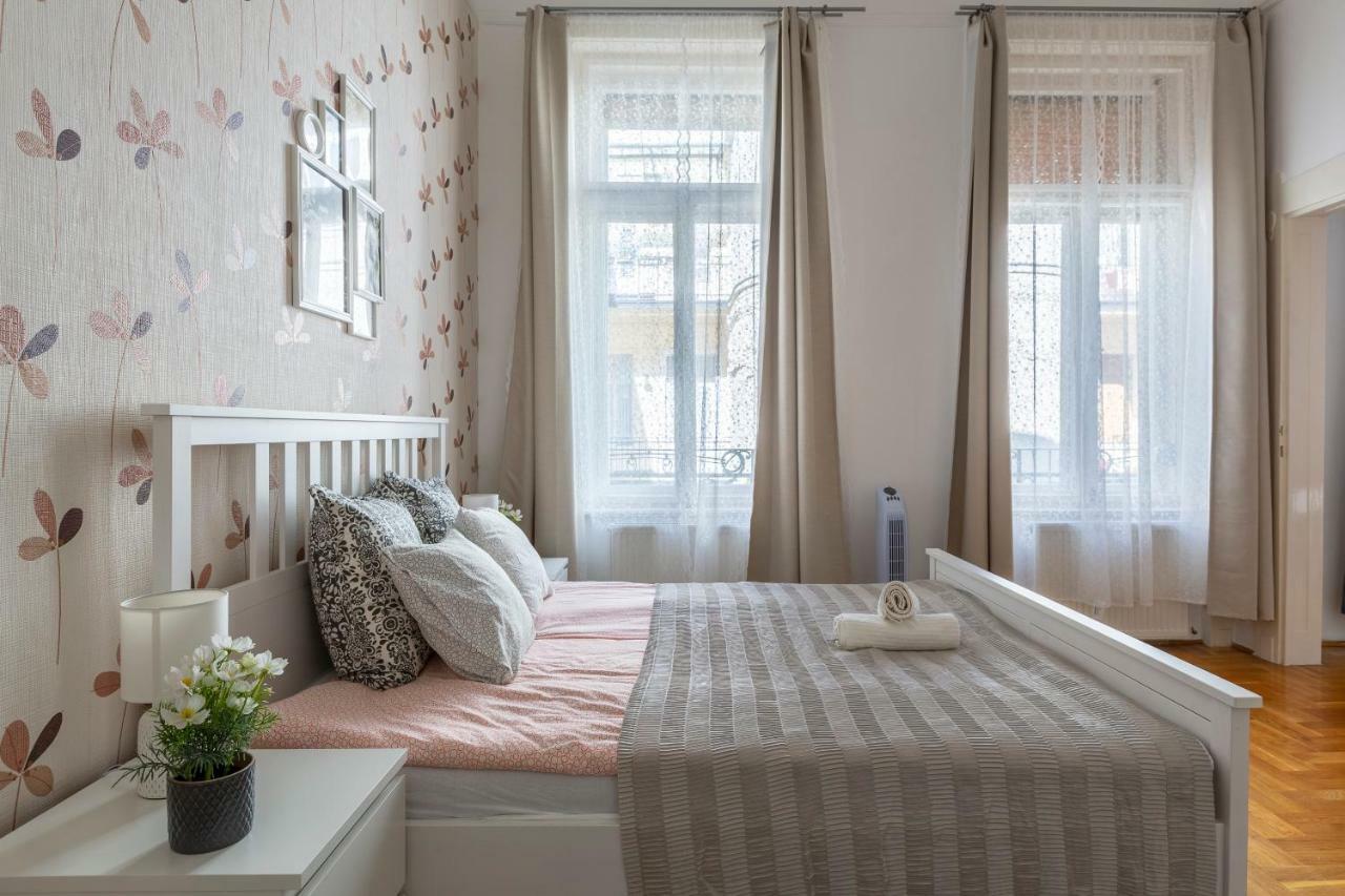 Deluxe Dream Home In The Center Budapest Kültér fotó